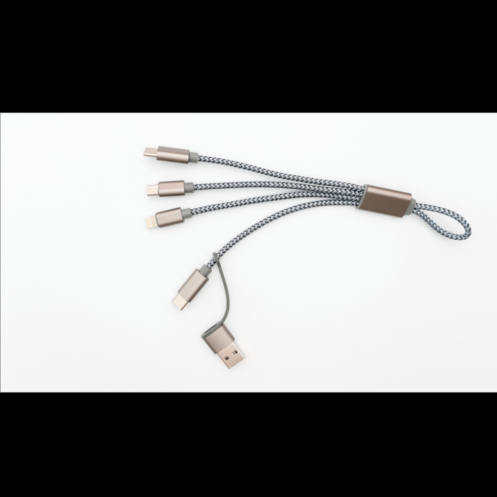 CERES 4 IN 1 - Brelok z zestawem 5 kabli do ładowania